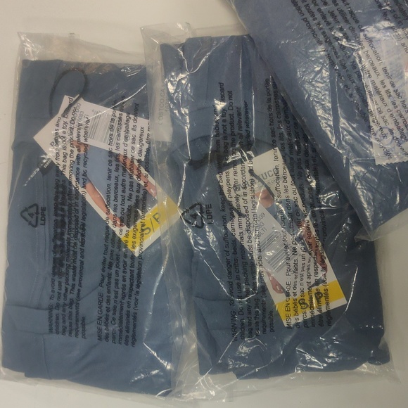 T shirt - Picture 4 of 4